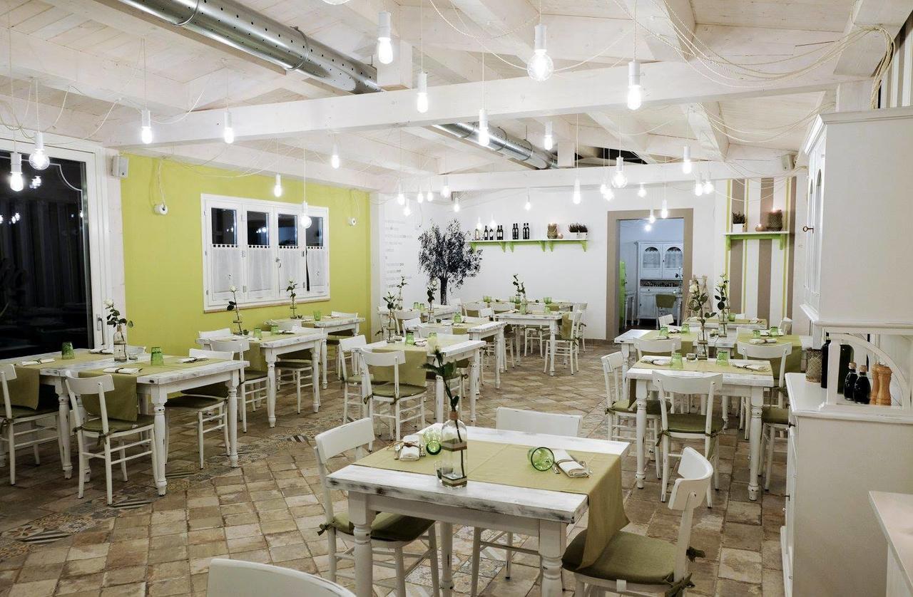 Relais Madonna Di Campagna Hotel Бастия Умбра Екстериор снимка